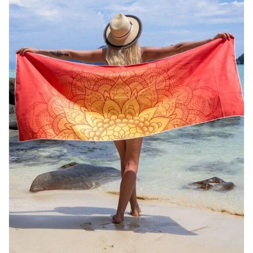 Mandala‎ Beach Towels, 30x70 in, Oversized Beach Towel w/ Travel Bag, Microfiber